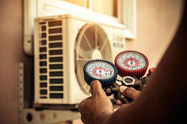 Professional Hvac technician working in Concordville, PA